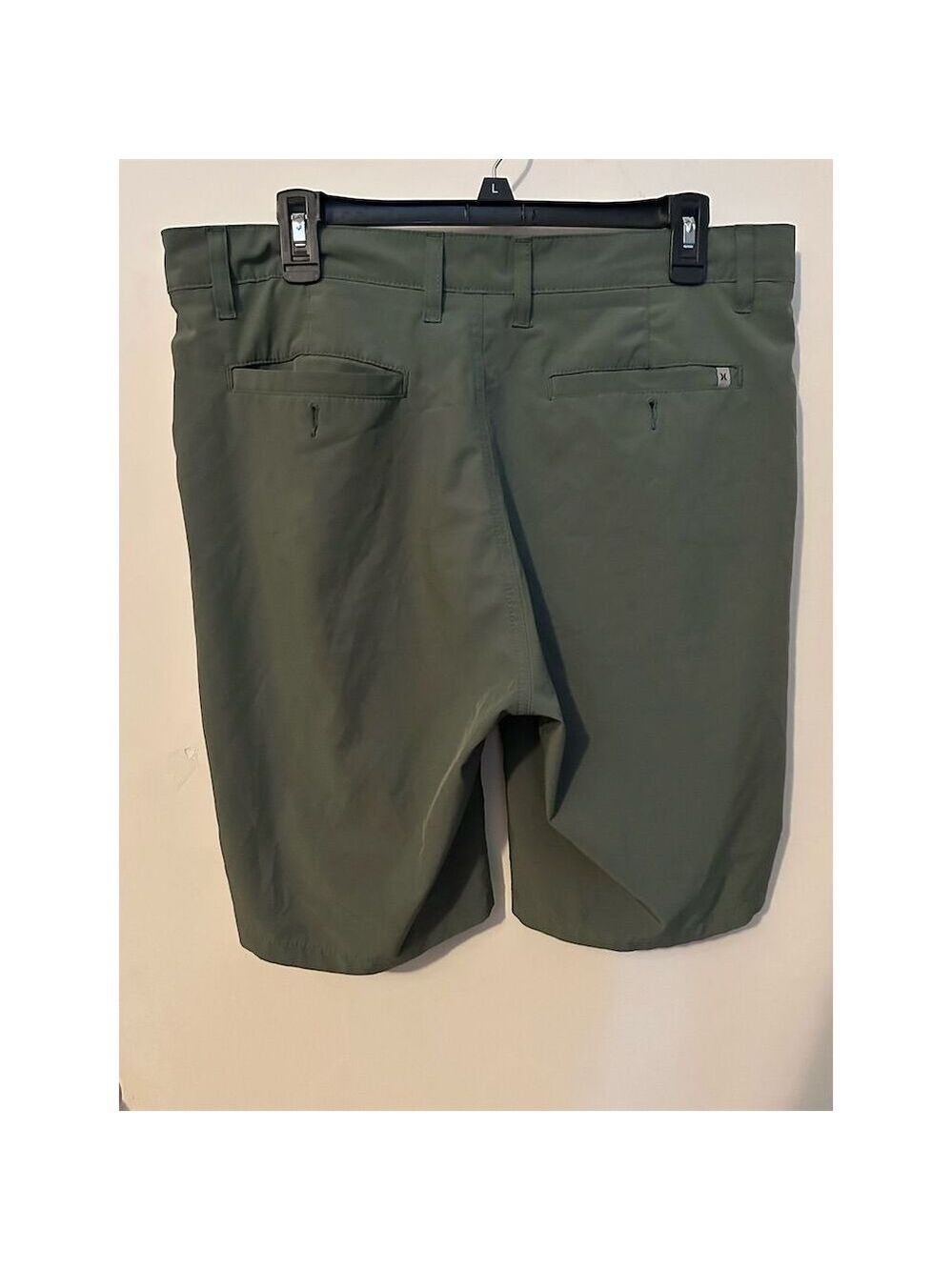 Hurley Men's Chino Shorts Size 34 Olive Green Casual Flat Front - Picture 4 of 7